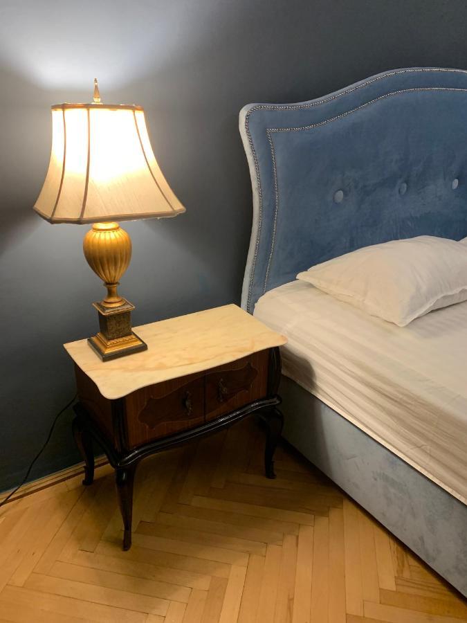 סיביו Lovely 2 Bedroom Apartment In Historic City Center מראה חיצוני תמונה