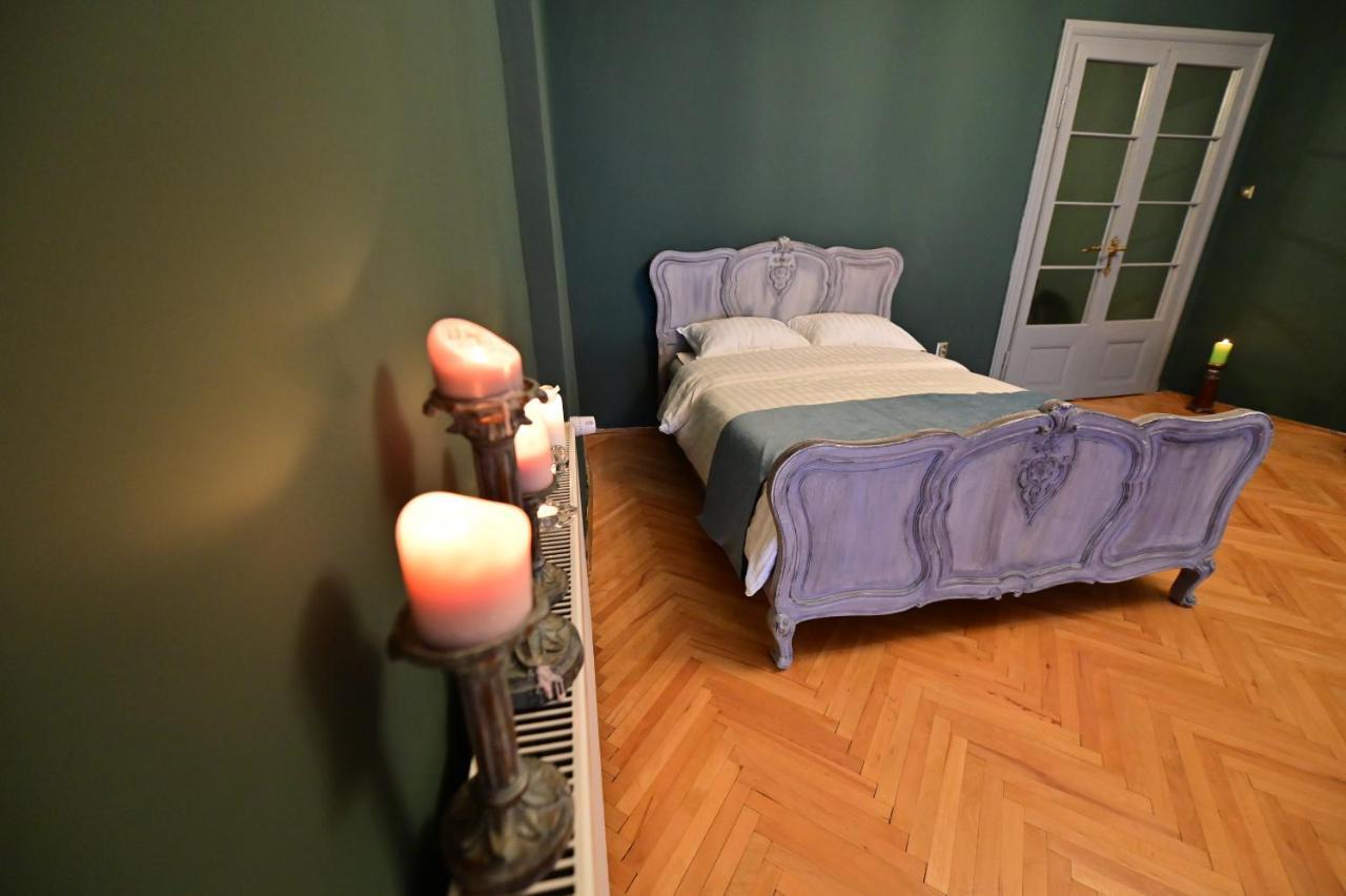 סיביו Lovely 2 Bedroom Apartment In Historic City Center מראה חיצוני תמונה